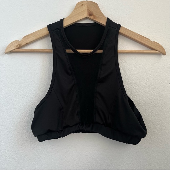 Bralette / crop top - Picture 2 of 3